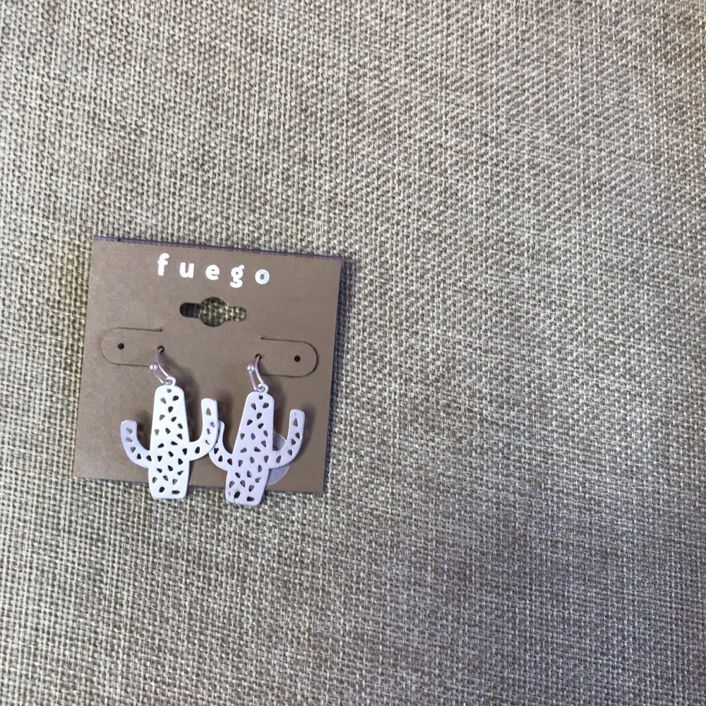Fuego cactus earrings